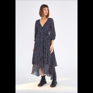 FARM RIO Mini Cashew Wrap Dress